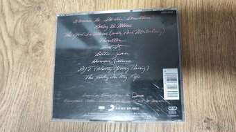 Michael Jackson - Thriller (1982) - 2