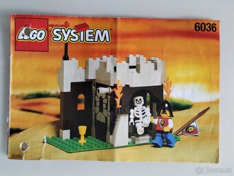 LEGO Castle 6036 Skeleton Surprise - 2