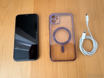 Predám iPhone 11 64 GB - 2