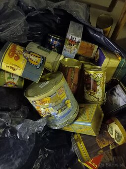 Zbierka plechovíc - 2