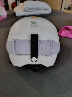 Snowboardova helma - 2