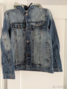 Rifľová bunda s kapucňou - 2