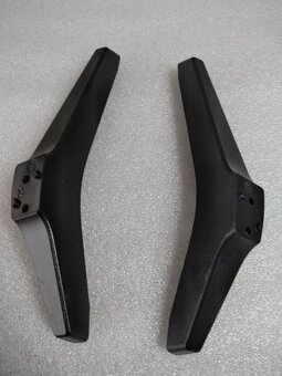 Nôžky /stojan/ pre TV SHARP 32CB3E. - 2