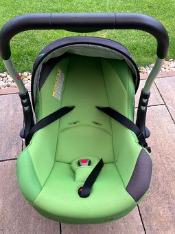 Predam detskú autosedacku/vajicko Casualplay - 2