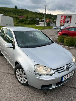 Volkswagen Golf V 2.0tdi - 2