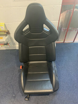 Predné autosedačky Audi RS4 Wingback - 2