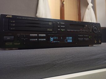 JVC - 2