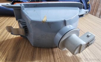 Predná pravá smerovka Volkswagen GOLF MK3 - 2