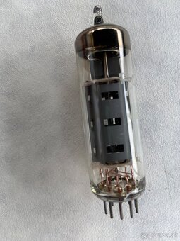 Elektronka EL 84 - 2