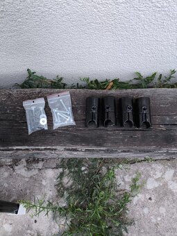 Radiátor kúpeľňový čierny - 2