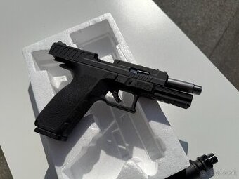 KJ WORKS KP-13F (GBB) + nasvetlovací tlmič - 2