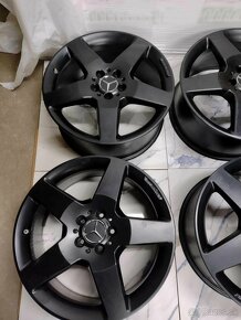 4ks alu disky orig. Mercedes AMG 5x112 R19 - 2