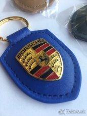 Porsche prívesok na kľúče, koža 10.barev - 2