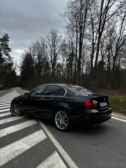 BMW E90 325i - 2