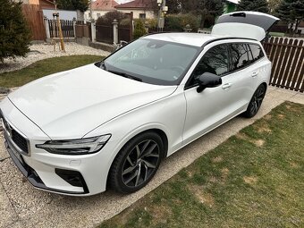 Volvo V60 D3 R-Design A/T - 2