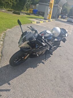 Cfmoto 300 SR - 2