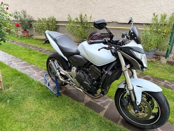 Honda Hornet Rv. 2011 75kw - 2
