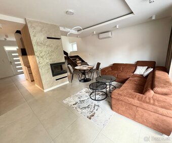 Apartmán s výhľadom na jazero Vinné - 2