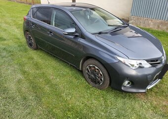 Toyota Auris 1.6 Valvematic Benzín - Plyn - 2