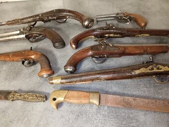 Starožitné pištole pušky - 2