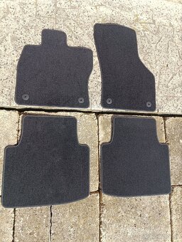 Predám textilné koberce Škoda Superb 3 - 2