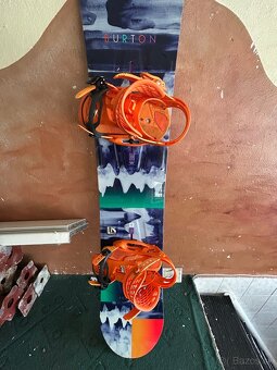 Burton snowboard 155 - 2