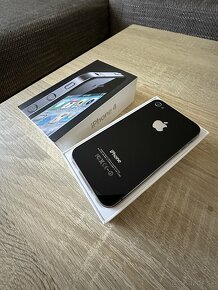 iPhone 4 8gb black - 2