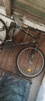 Starý bicykel - 2