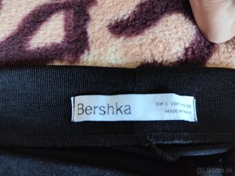 Ľahká, nekrčivá letná sukňa Bershka, veľ. S - 2