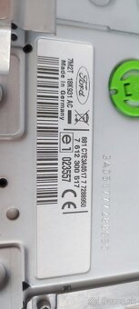 Predám autorádio blaupunkt na Ford s Max - 2
