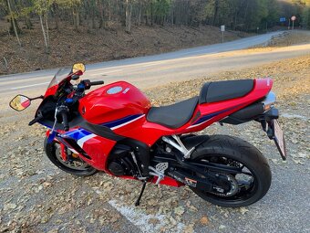HONDA CBR600RR 2024 Október - 2