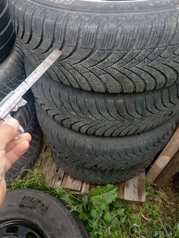 Mazda 5 zimné 195/65 R15 - 2