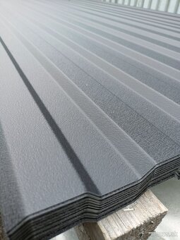 Trapezový plech T-12 čierna mat 0,5hr. 2m - 2