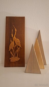 Ručne vyrezávaný drevený obraz z Albánie – vtáky (originál A - 2