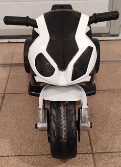 Detská elektrická trojkolka - 2