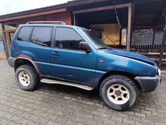 Ponúkam Nissan Terrano II - 2
