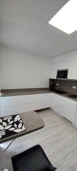 Prenájom garsónka s balkónom Trnavská cesta - 2