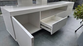 Komoda, stolik pod TV telku - 2