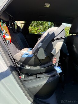 Cybex Aton 5 + isofix - 2