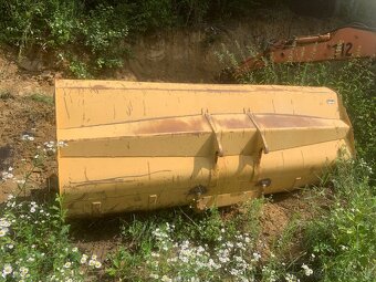 Nakladacia lyžica - 2