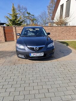 Mazda 3 sedan - 2