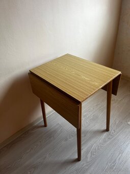 Sklápací stôl - 2