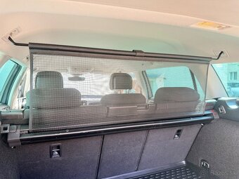 Deliaca sieť do kufra VW Passat Variant B8 - 2