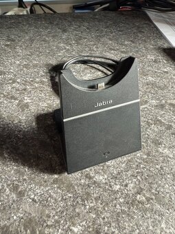 Nabíjací stojan Jabra E75 pre headsety – model DIV010 - 2