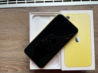 Apple iPhone 11 64 Gb - 2