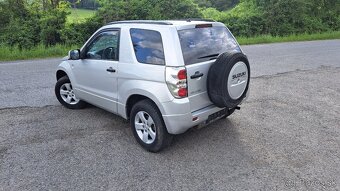 Suzuki Grand Vitara 1.6 VX - 2
