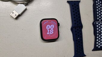 Apple Watch 7 black 45mm - čítaj popis, drobná chyba - 2