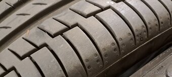 Predám 2ks pekné letné 225/45r17-91Y Continental - 2