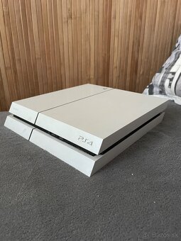 Playstation 4 biely 500GB - 2