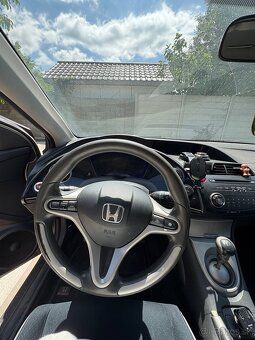 Predám Hondu civic - 2